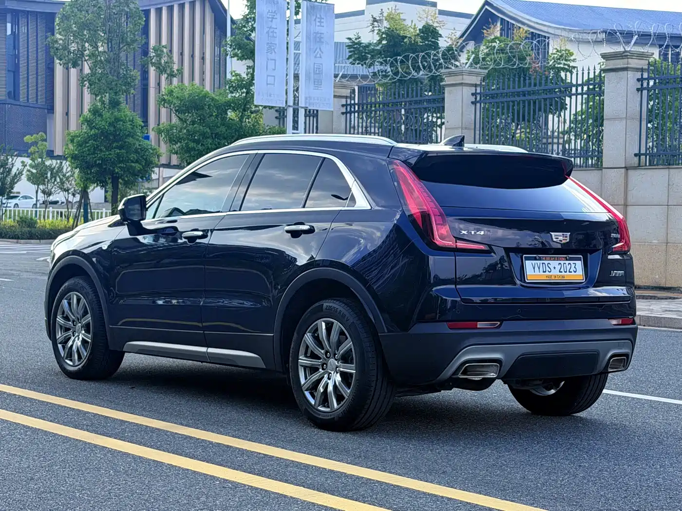 Cadillac XT4 2022 2022 28T FWD Premium