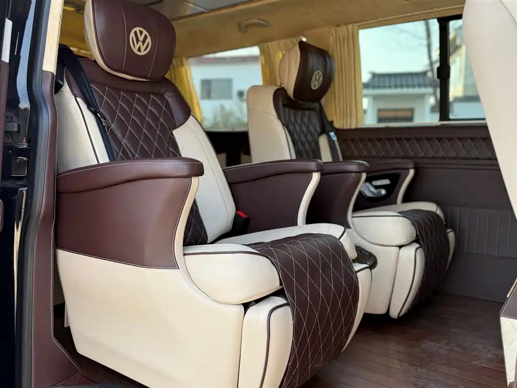 Volkswagen Caravelle 2019 2.0TSI 4WD Luxury 7-seater фото 31