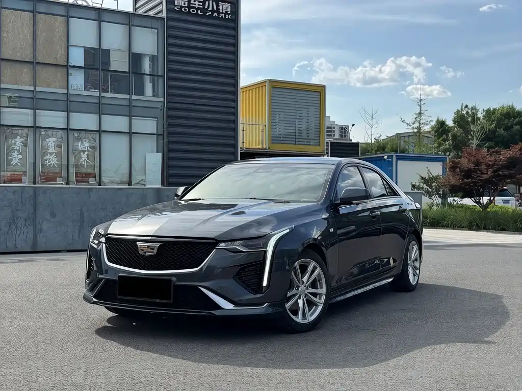 Cadillac CT4 2020 28T Fashion Edition