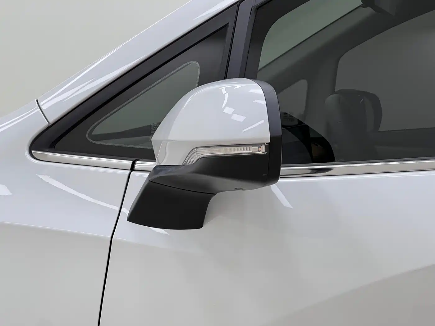 SAIC Maxus Maxus G50 PHEV 2025 Pilot Edition фото 10