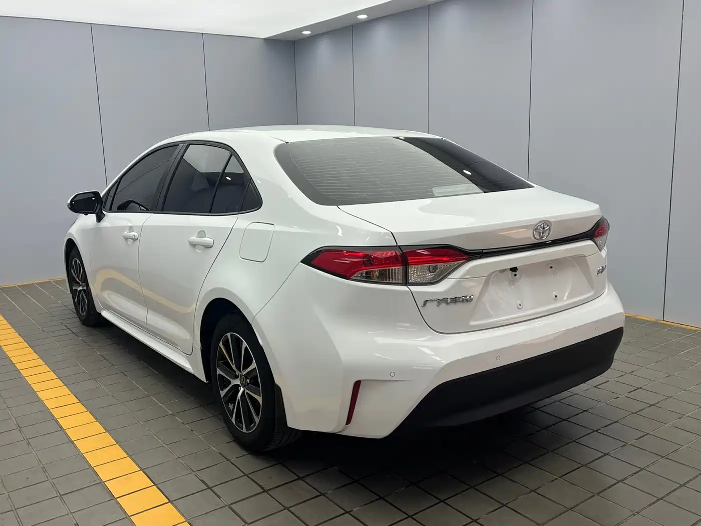 Toyota Levin 2023 TNGA 1.5L CVT Progressive фото 6