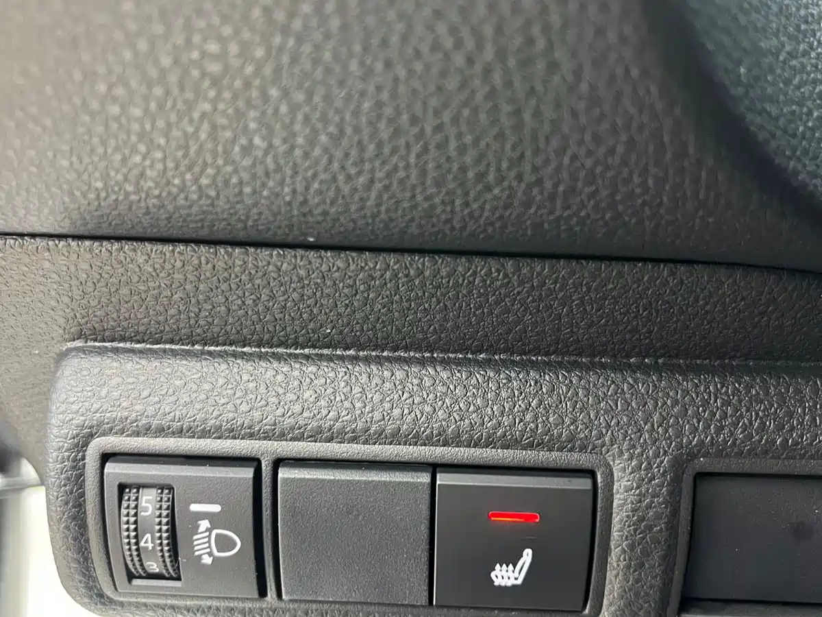 Toyota Levin 2023 TNGA 1.5L CVT Progressive фото 9