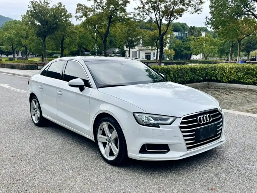 Фото 19 - Audi A3