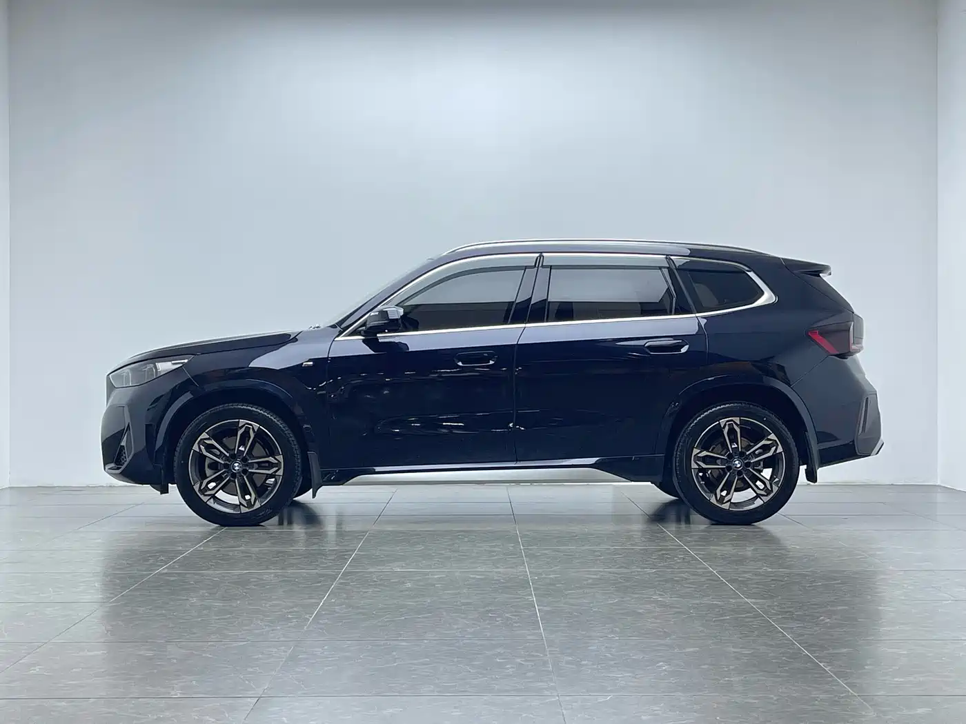 BMW X1 2024 xDrive25Li M Sport Package фото 5