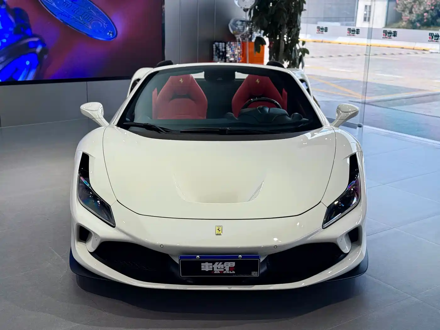 Ferrari F8 2021 2020 Spider 3.9T V8