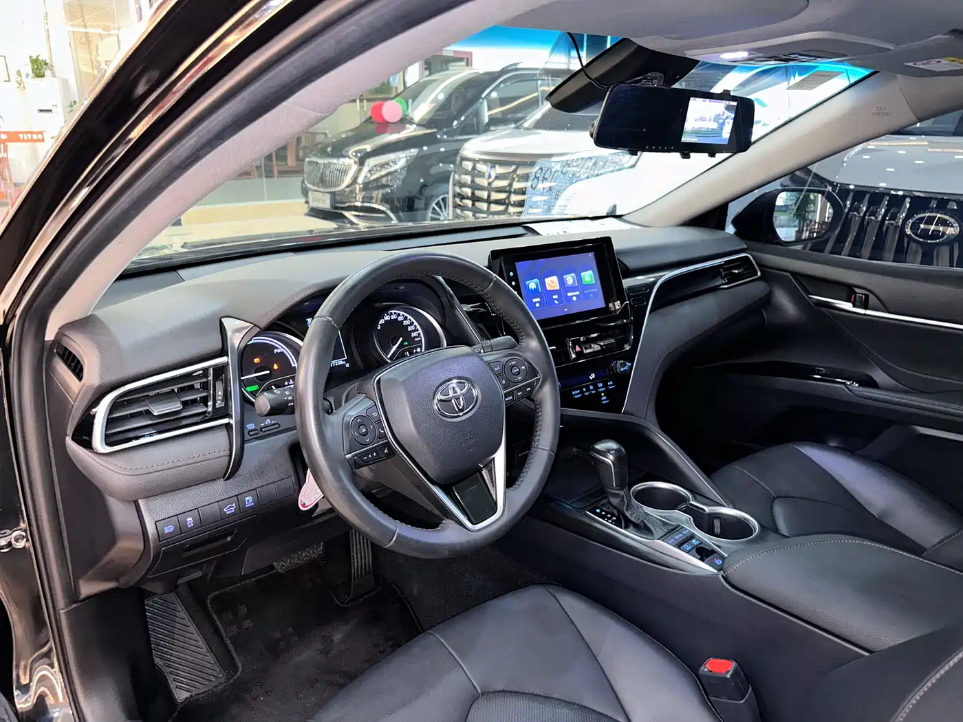 Toyota Camry 2021 Hybrid 2.5HGVP Leading Edition фото 7