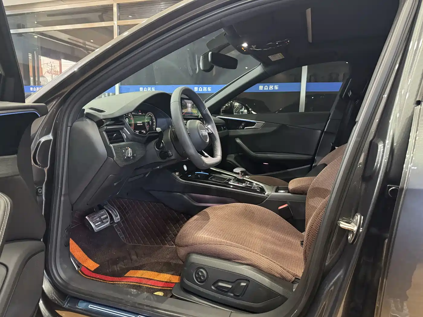 Audi A4L 2023 40 TFSI Luxury Sport фото 5