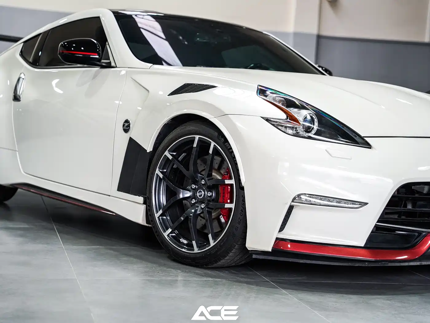 Nissan 370Z 2015 3.7L NISMO фото 2