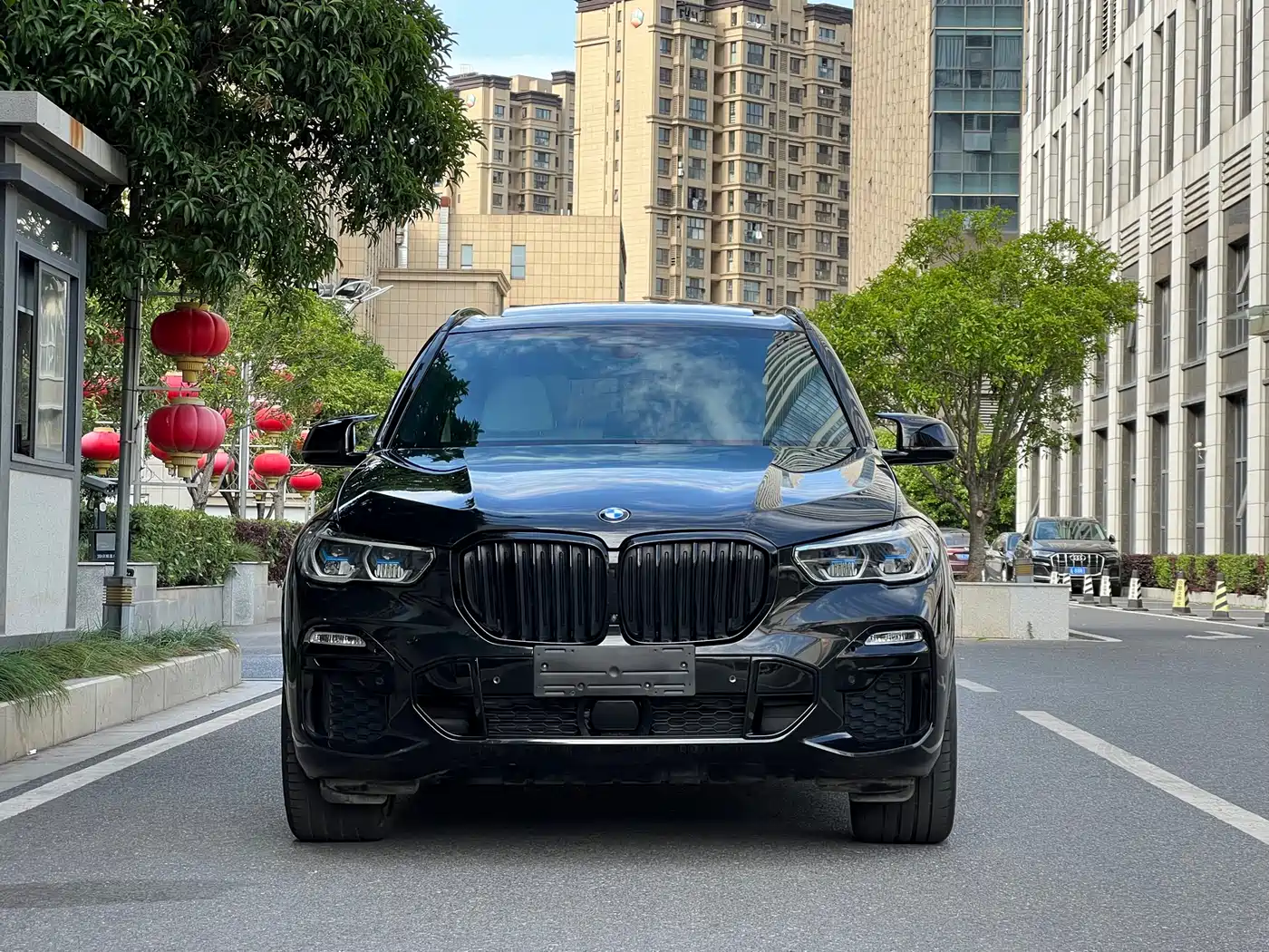 BMW X5 (Import) 2021 xDrive40i Exclusive M Sport Package фото 2
