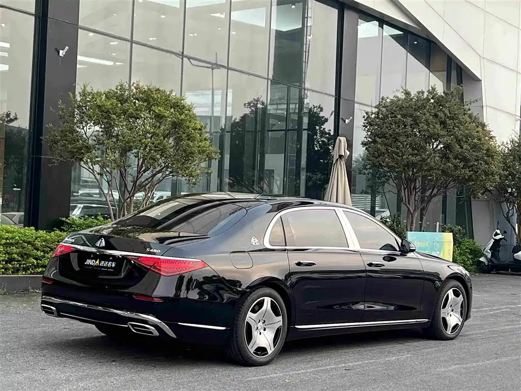 Фото 9 - Mercedes-Benz Maybach S-Class