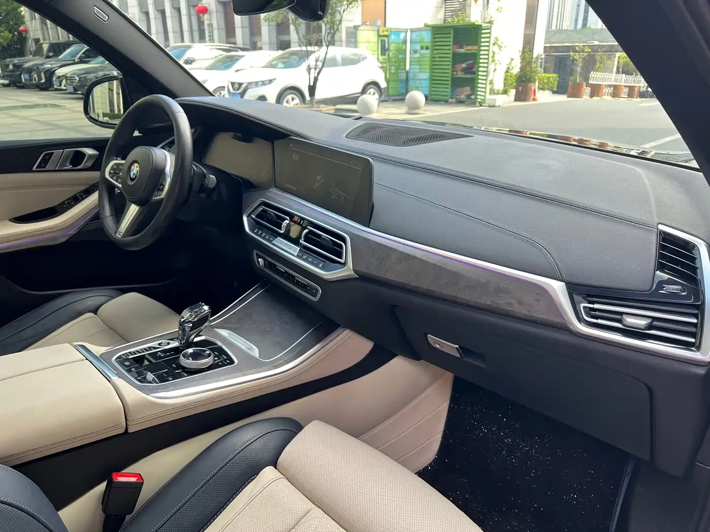 BMW X5 (Import) 2021 xDrive40i Exclusive M Sport Package фото 13