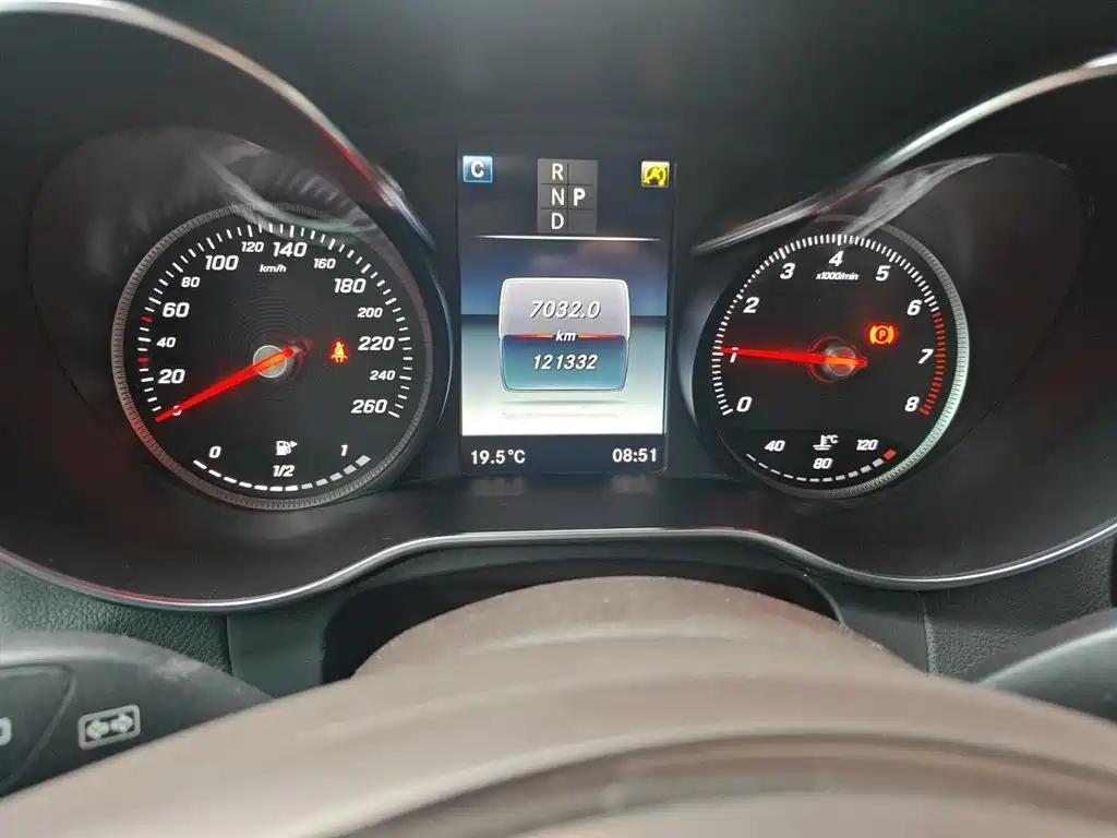 Mercedes-Benz GLC 2017 GLC 260 4MATIC Dynamic фото 9
