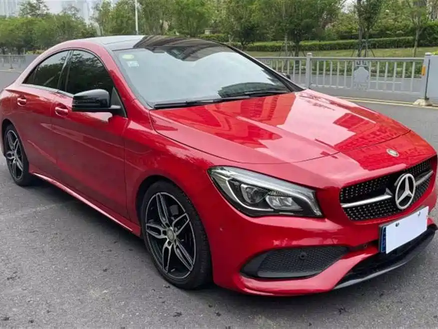 Mercedes-Benz CLA (Import) 2017 CLA 220 4MATIC фото 3