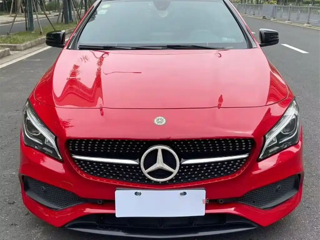 Mercedes-Benz CLA (Import) 2017 CLA 220 4MATIC фото 2