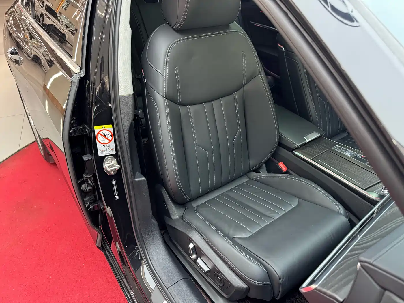 Audi A6L 2023 45 TFSI quattro Premium Elegance фото 33