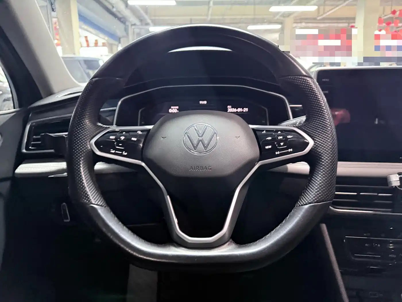Volkswagen Tiguan L 2022 330TSI Automatic 2WD Comfort Edition фото 11