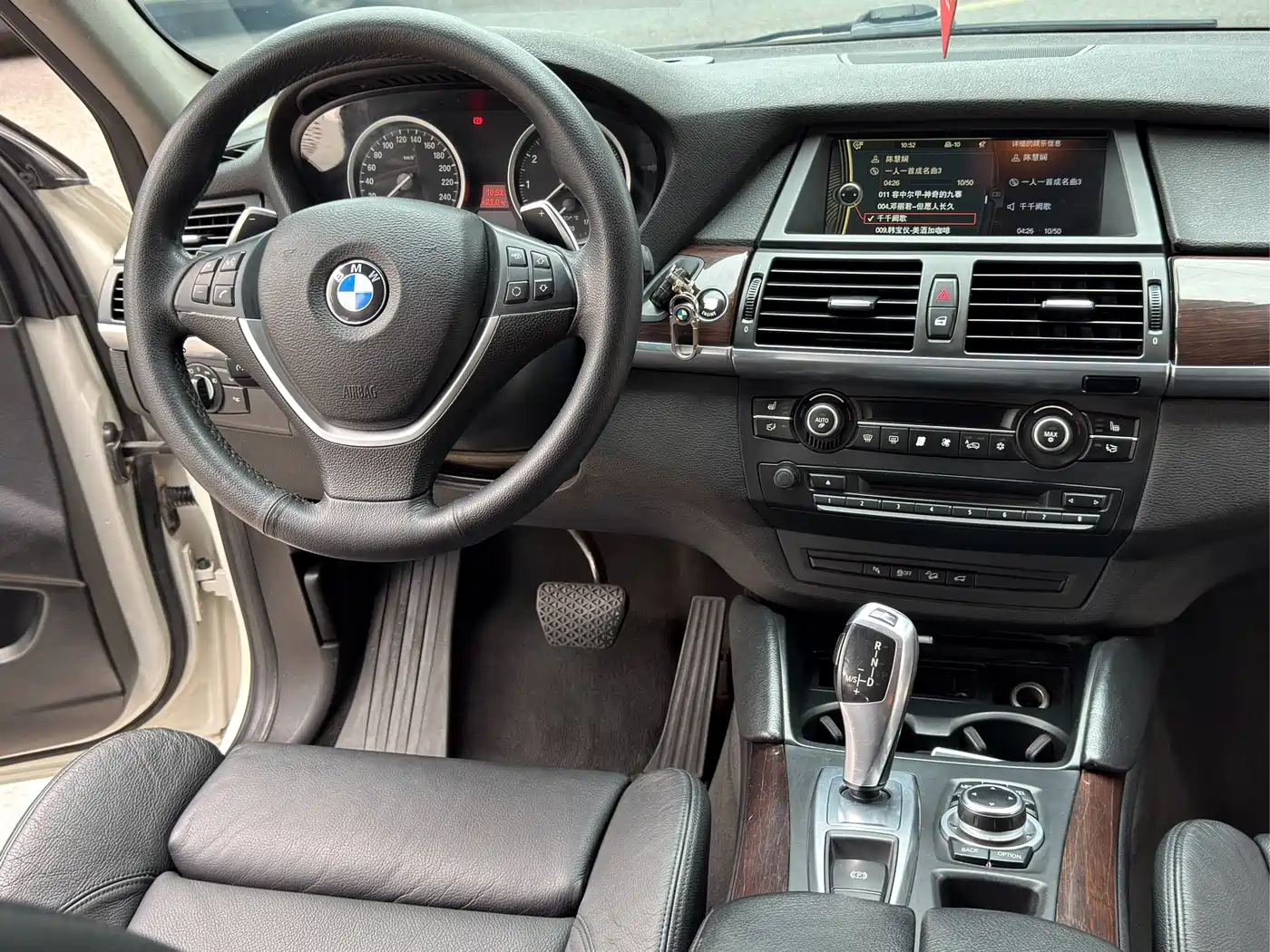 BMW X6 2014 xDrive35i Sport фото 8