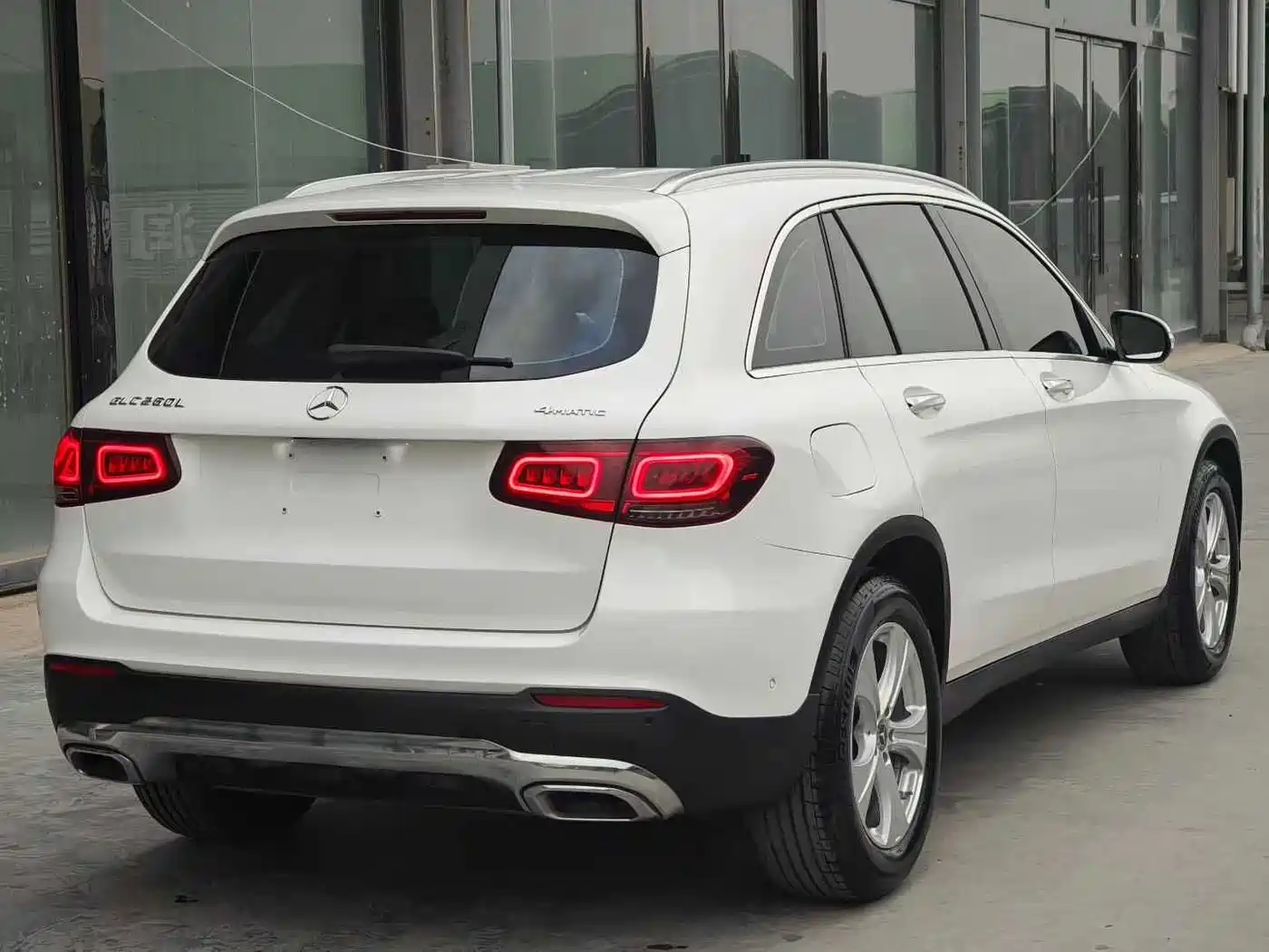 Mercedes-Benz GLC 2020 GLC 260 L 4MATIC Dynamic фото 6