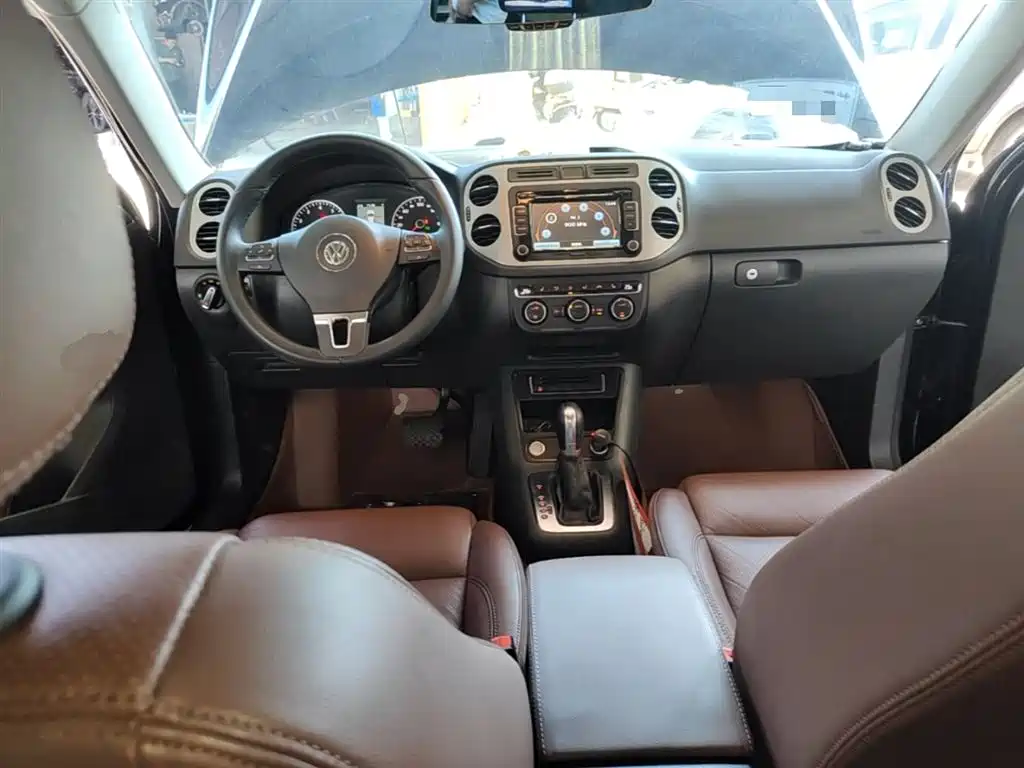 Volkswagen Tiguan 2013 1.8TSI Automatic 2WD Luxury Model фото 10