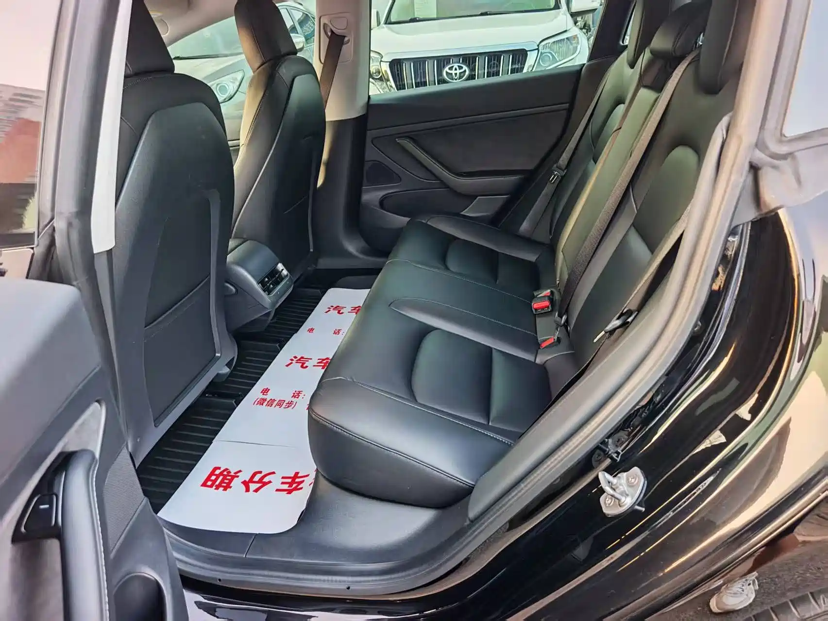Фото 7 - Tesla Model 3