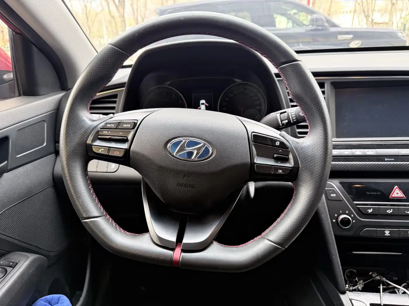 Hyundai Elantra 2016 1.4T DCT Dynamic·Vitality фото 11