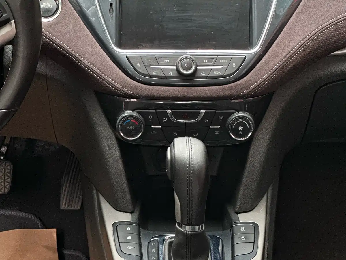 Chevrolet Malibu 2018 530T Automatic Luxury Edition фото 7