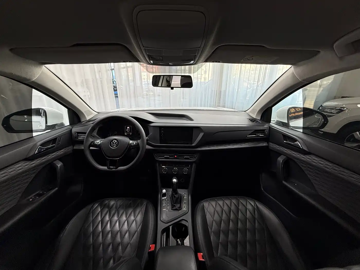 Volkswagen Tharu 2021 Model 280TSI 2WD Trend Edition фото 18