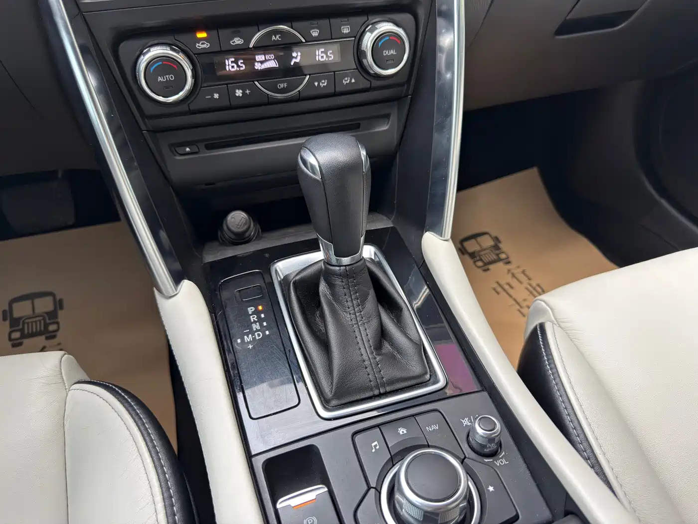 Фото 9 - Mazda CX-4