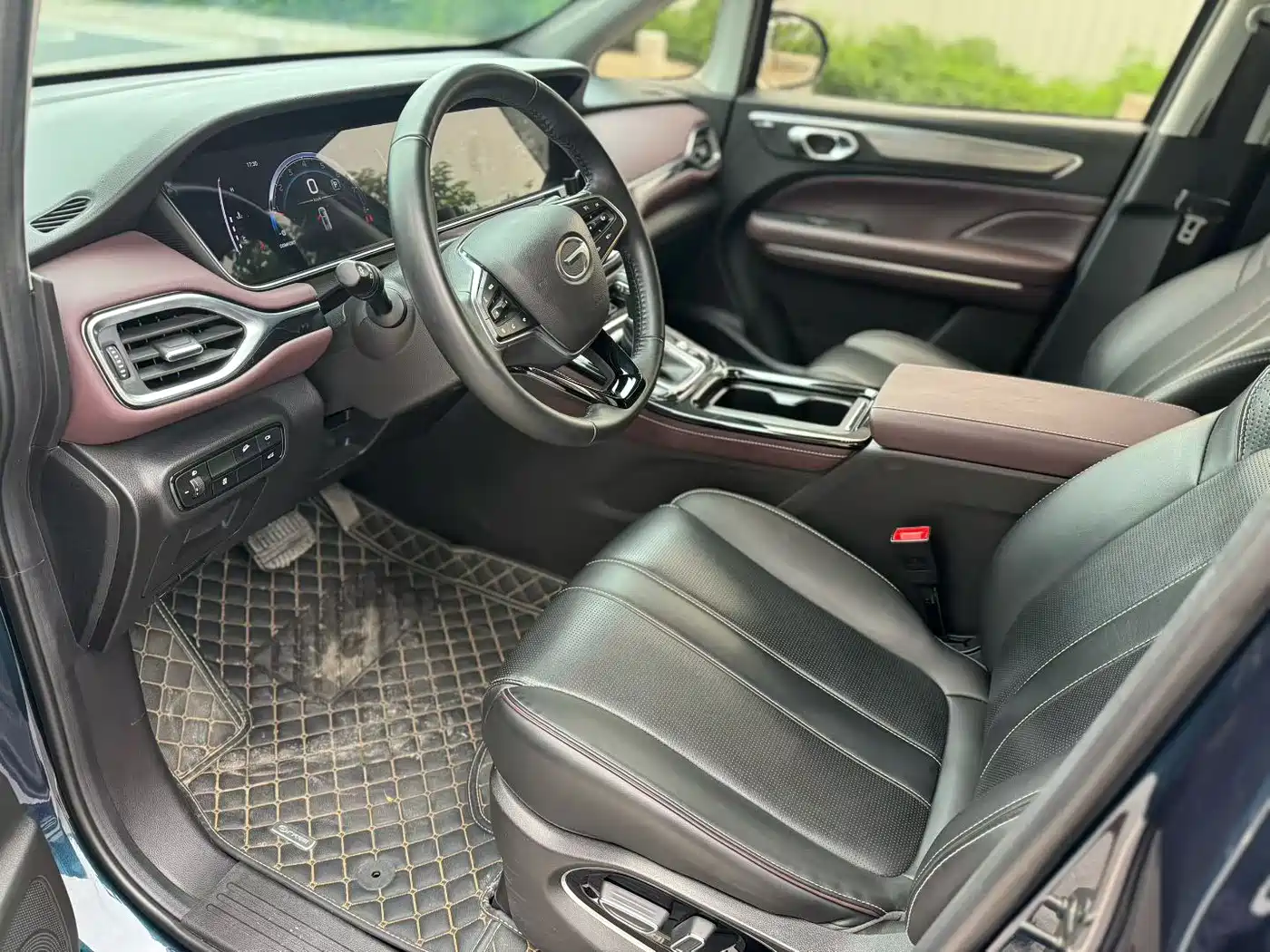 GAC Trumpchi Trumpchi M6 2023 PRO 270T DCT Premium Edition фото 4