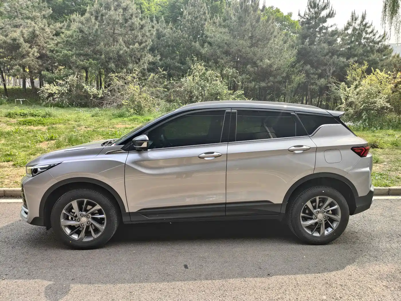 GEELY AUTOMOBILE BINYUE