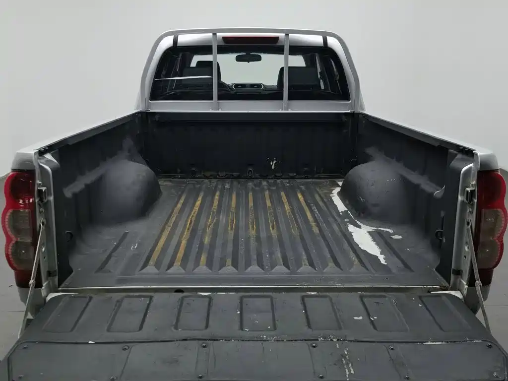 Great Wall Fengjun 5 2022 2021 2.4L Petrol 2WD Progressive Large Double Cab China VI 4K22D4M