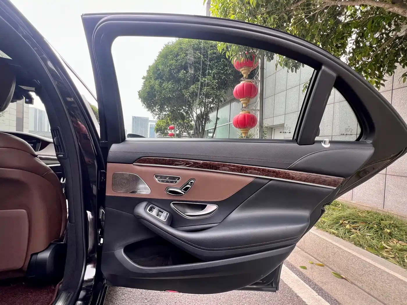 Mercedes-Benz S-Class 2016 S 320 L Luxury фото 17
