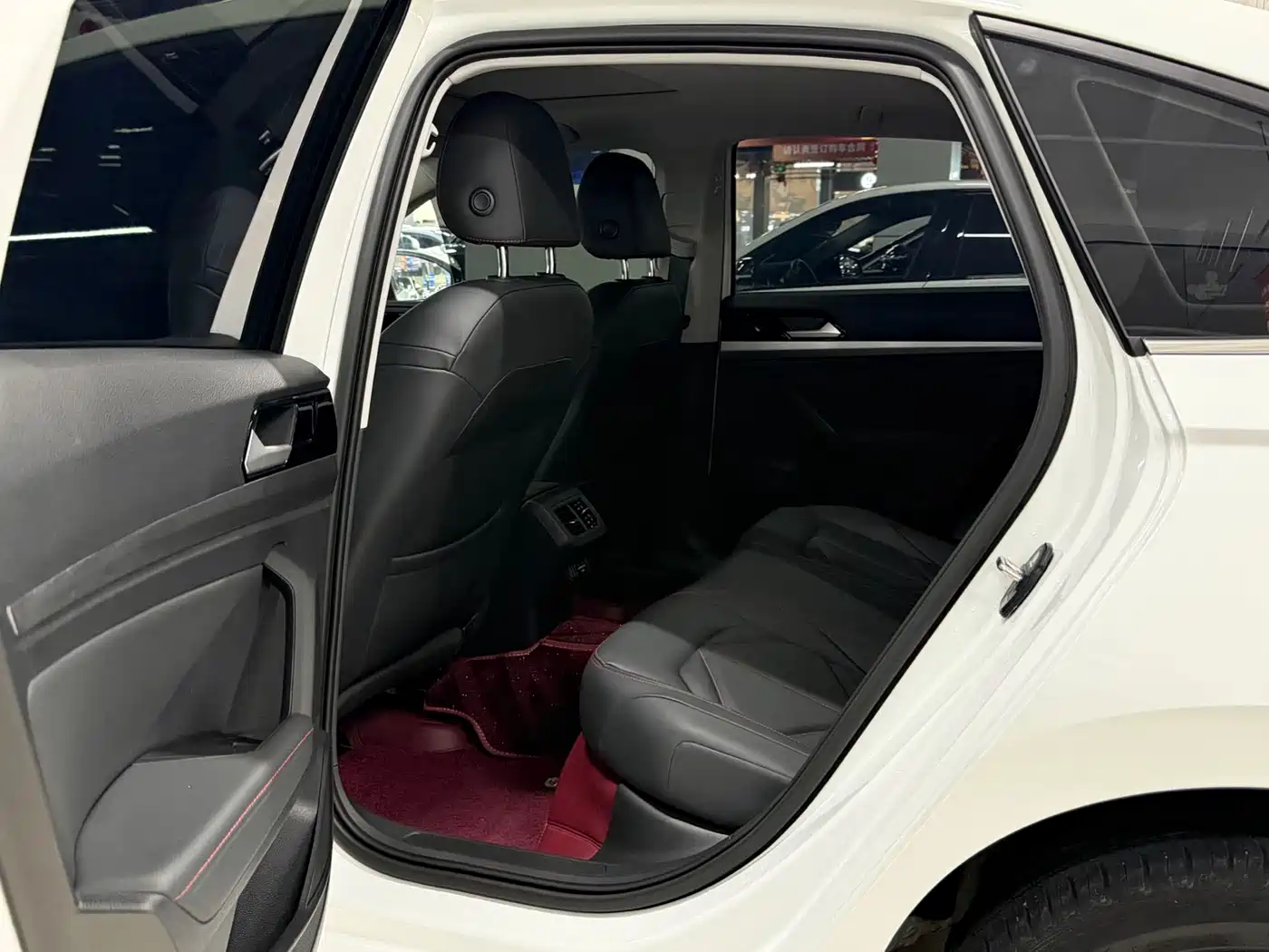 Volkswagen Lavida 2023 Model 280TSI DSG Starlight Eternal Edition фото 12