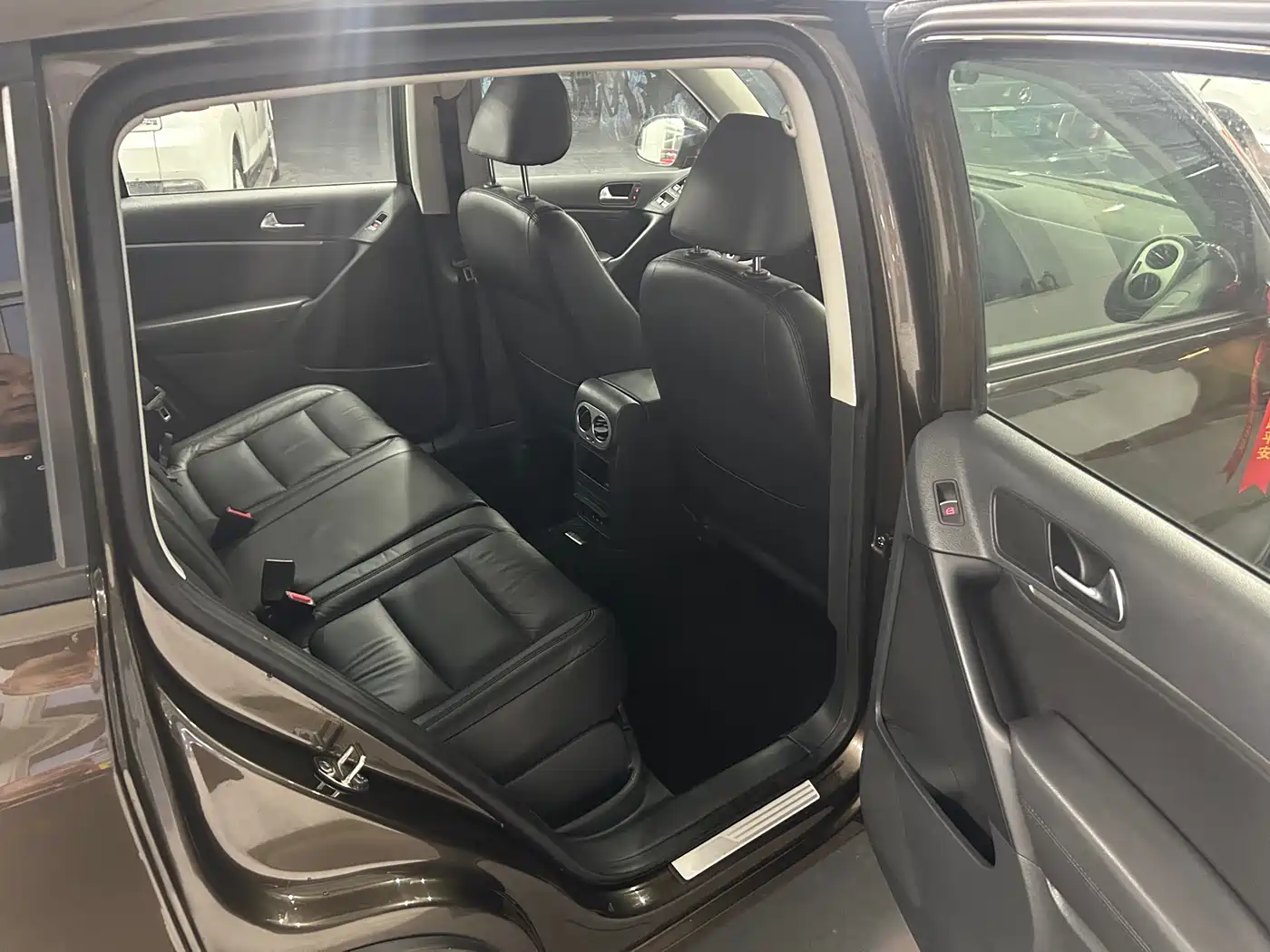 Volkswagen Tiguan 2015 1.8TSI Automatic 2WD Comfortline фото 13