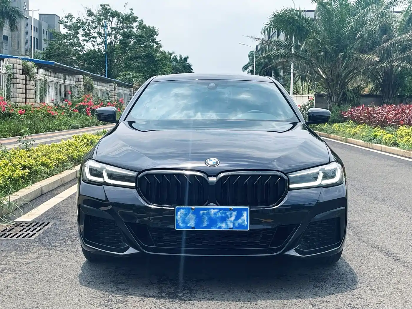 BMW 5 Series 2022 Model Second Facelift 530Li Leading M Sport Package фото 3