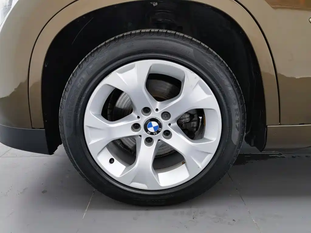 BMW X1 2012 2012 sDrive18i Fashion Model