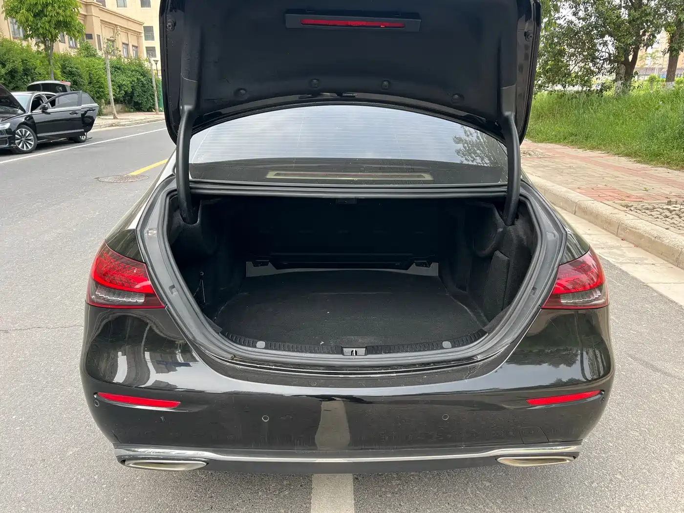 Mercedes-Benz E-Class 2021 E 300 L Premium фото 14