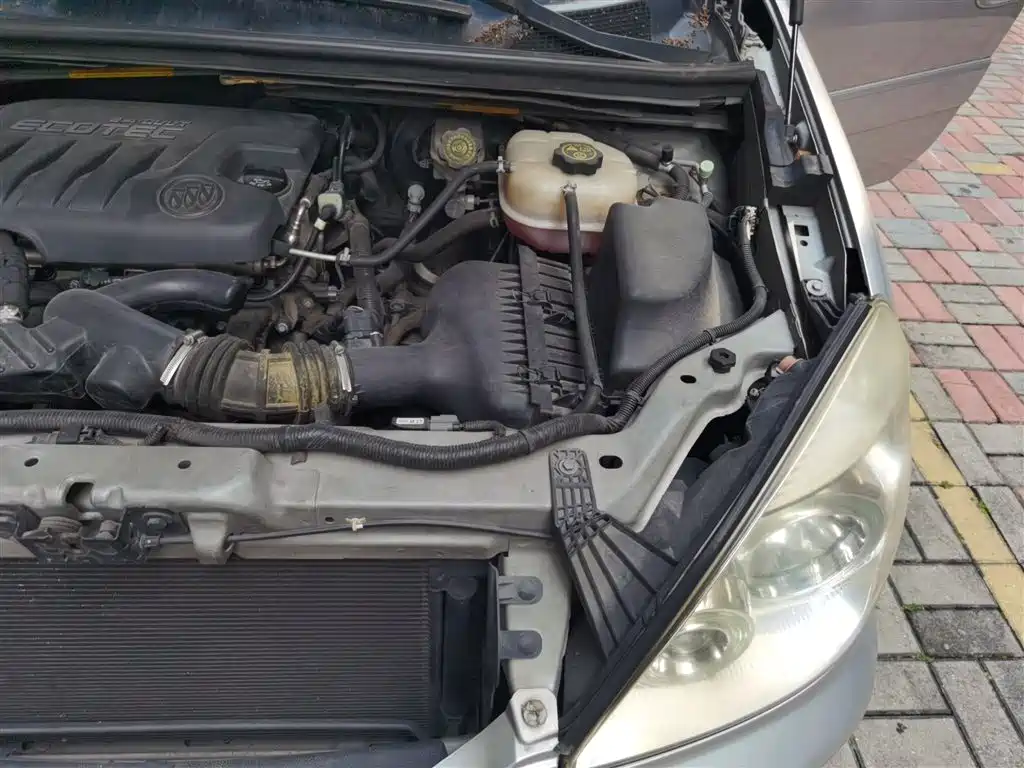 Buick GL8 2014 2.4L Classic Edition фото 22