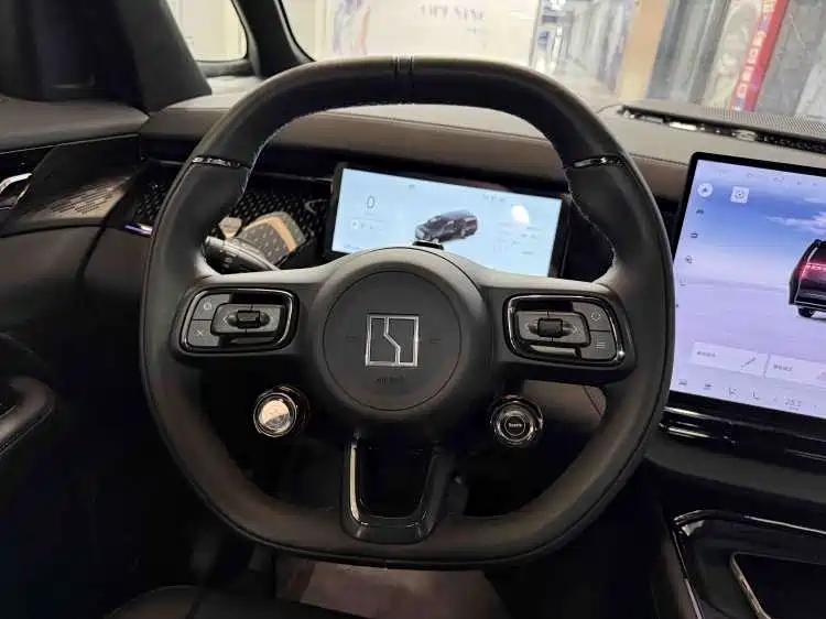 ZEEKR EXTREME KRYPTON 009