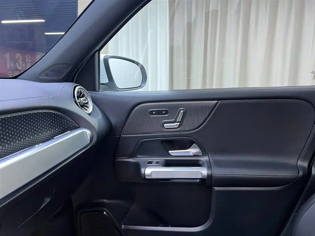 Mercedes-Benz GLB 2020 GLB 200 Fashion фото 20