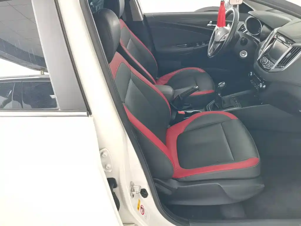 Changan Eado XT 2017 2016 1.6L Manual Stylish Cool Edition