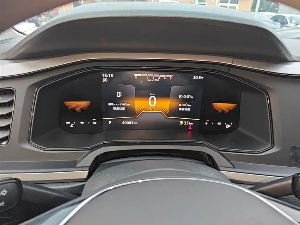 Volkswagen Polo 2023 Plus 1.5L Automatic Panorama Enjoyment Edition фото 11
