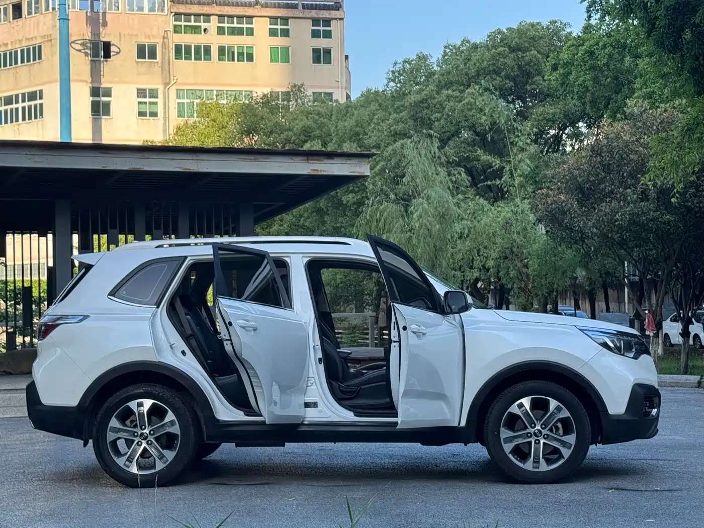 Kia Sportage 2019 2.0L Automatic Smart Luxury Edition фото 8