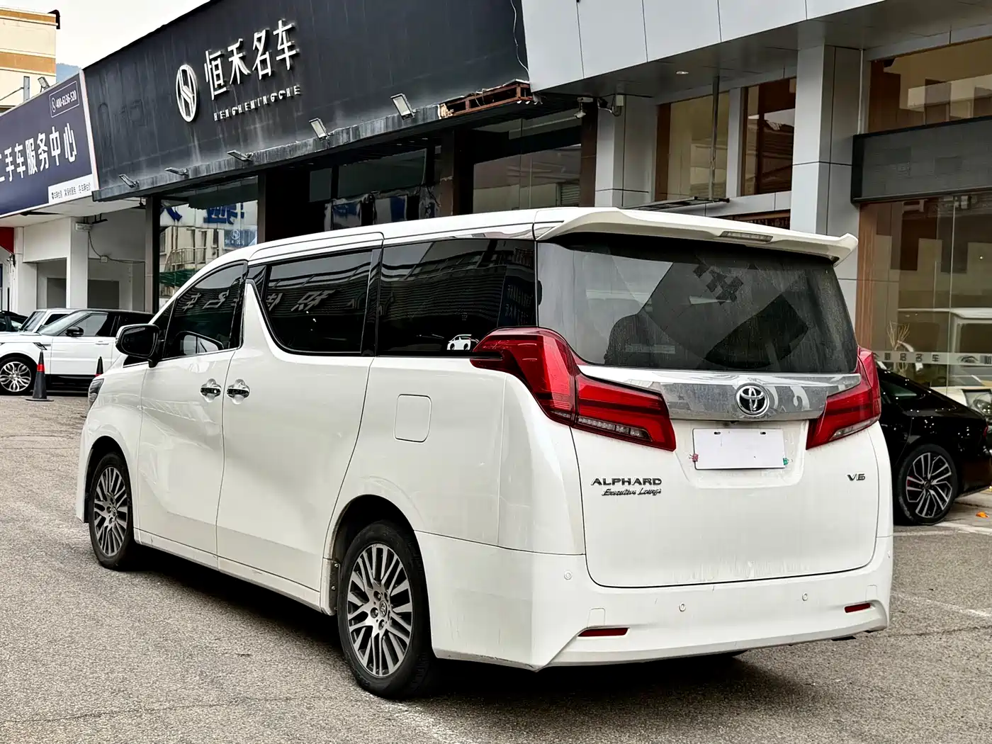 Toyota Alphard 2015 3.5L Premium Edition фото 15