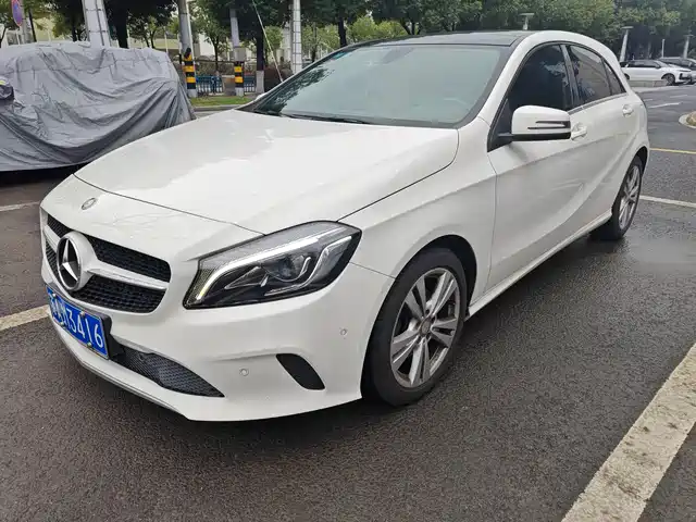 MERCEDES-BENZ A CLASS