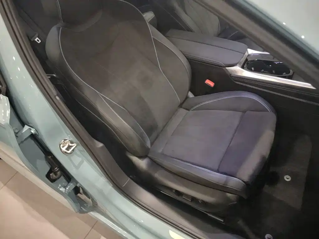 Фото 25 - Volkswagen Passat
