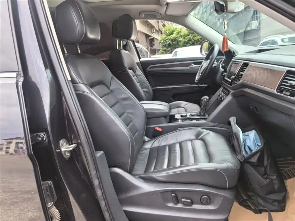 Volkswagen Teramont 2017 530 V6 4WD Flagship Edition фото 25