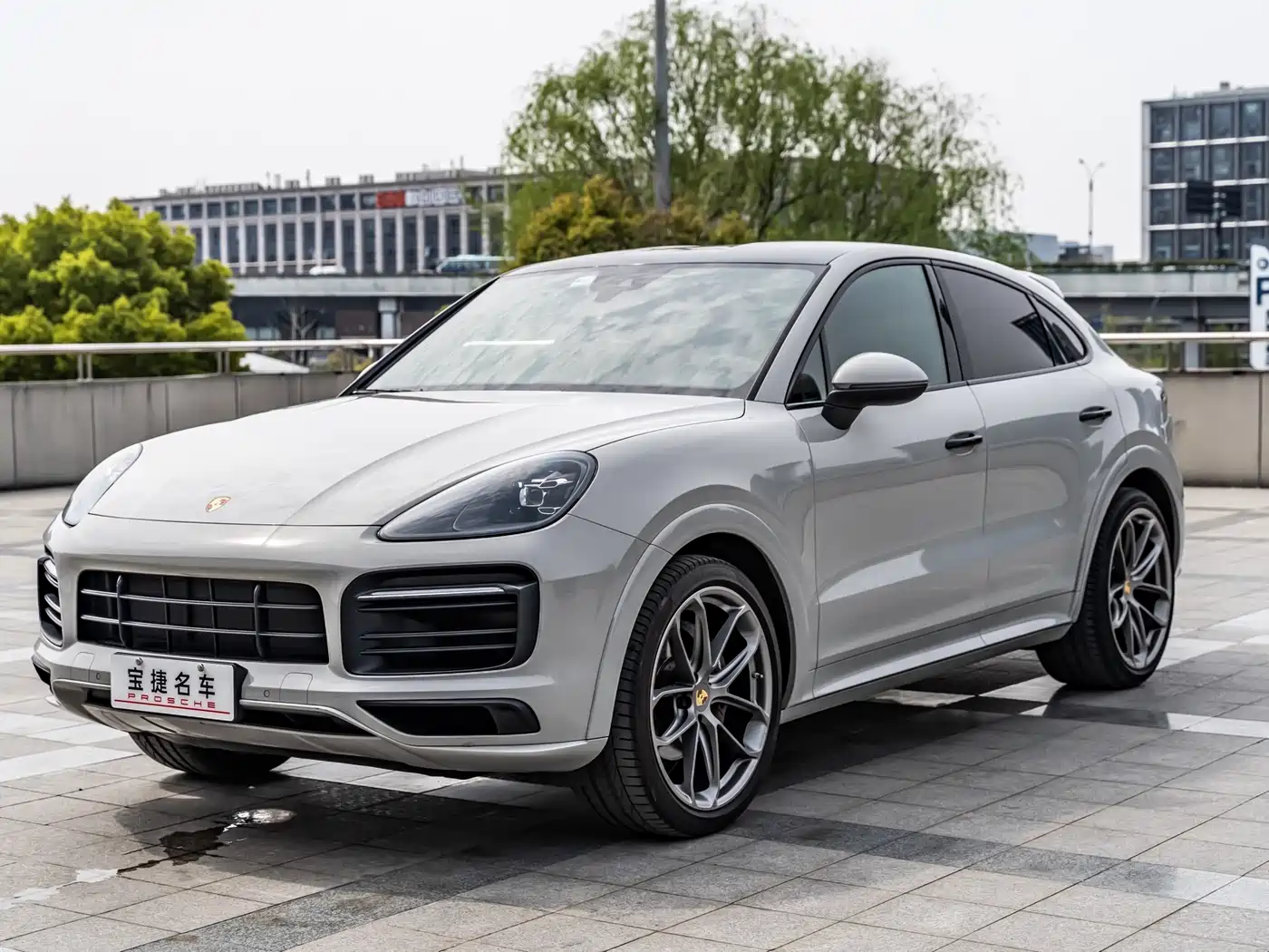 PORSCHE CAYENNE