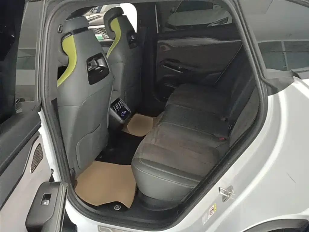 BYD Song L EV 2024 Model 602km AWD Excellence фото 17