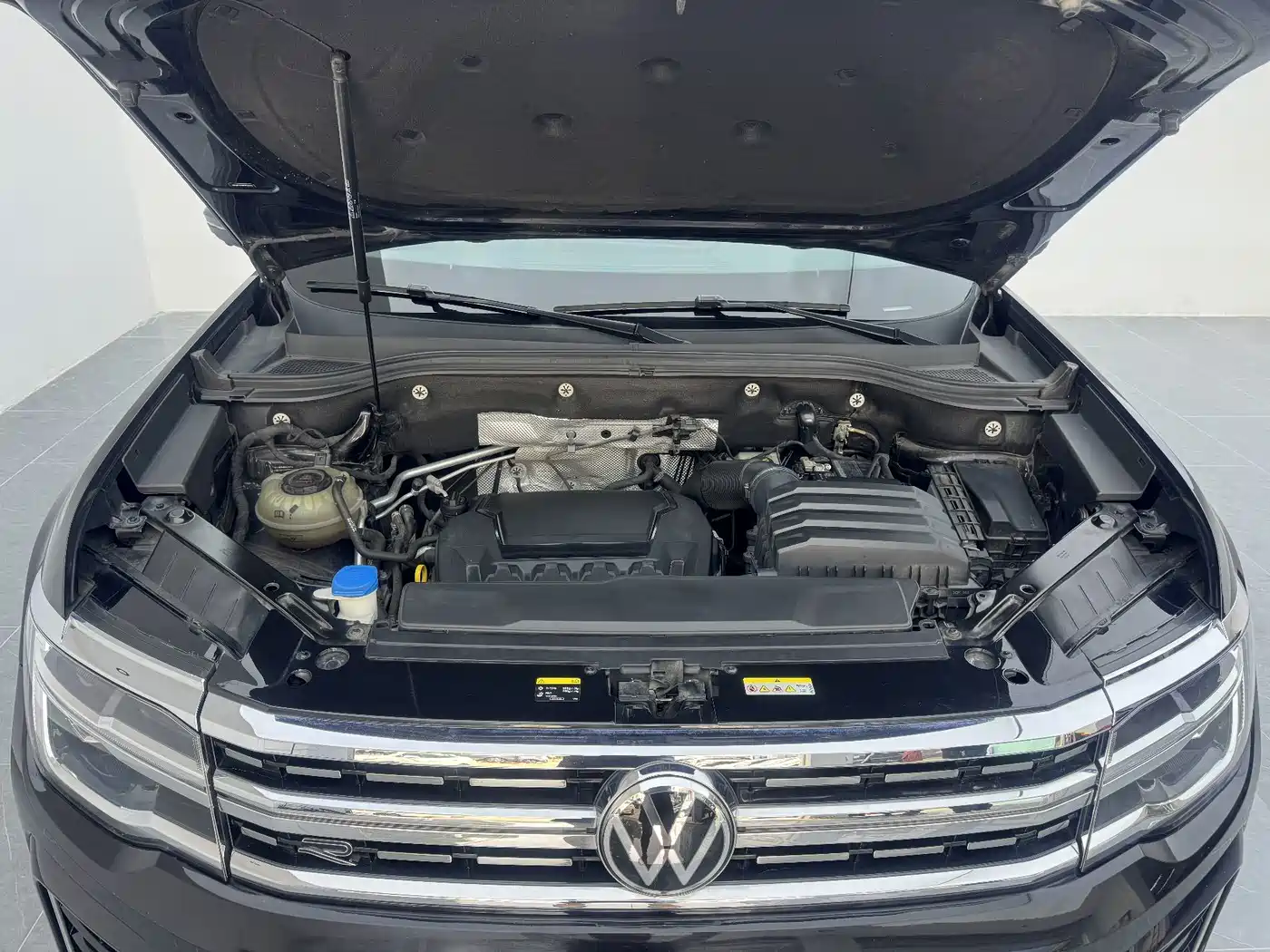 Volkswagen Teramont 2024 2023 Teramont X 530 V6 4MOTION Premium Luxury Edition